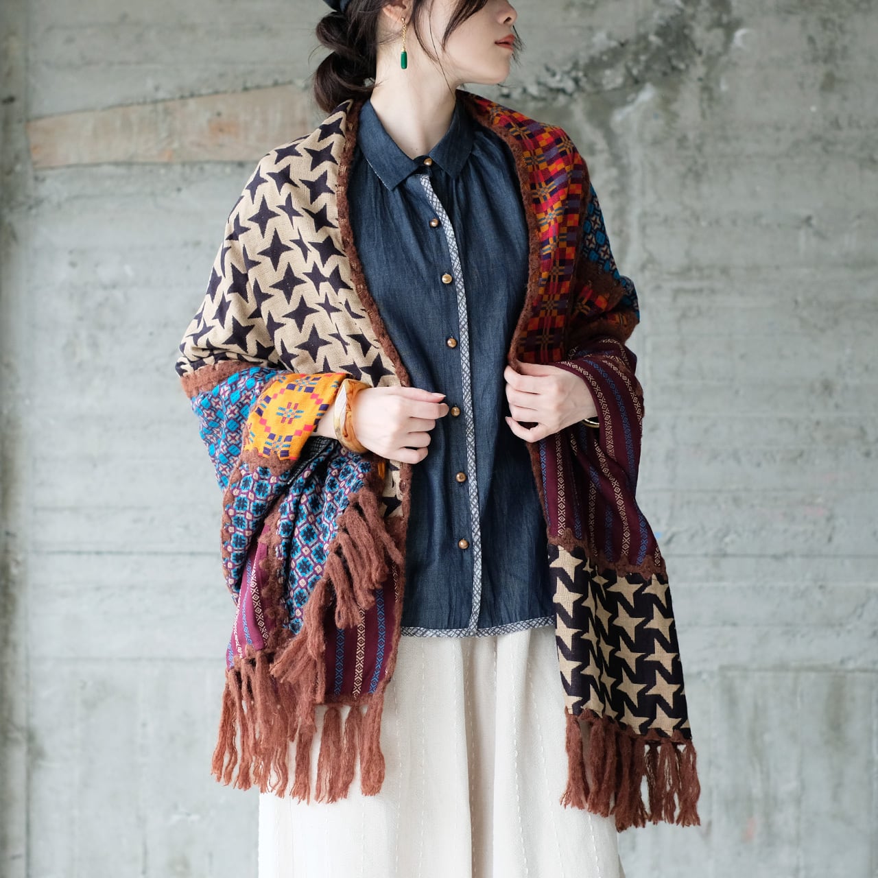 復刻再販】主役級マフラー！柄生地パッチワーク大判ストール（22w-18