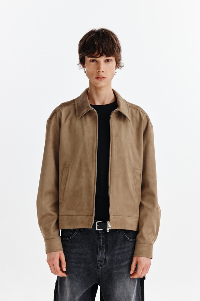 [Matin Kim] BACK LOGO SUEDE BLOUSON JUMPER FOR MEN IN BROWN 正規品 韓国ブランド 韓国通販 韓国代行 韓国ファッション マーティンキム matinkim 日本 店舗