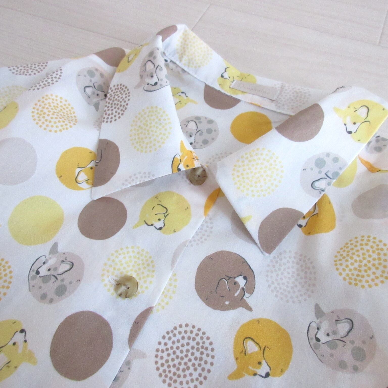 ドットコーギ 男女兼用 総柄シャツ | デンファレ｜職人が仕立てる ...