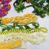 【フラダンス 小物 まとめ売り】全50点以上 セット フラワーレイ リーフレイ 頭飾り 髪飾り 帽子 タヒチアンダンス 花 葉っぱ ハワイアン ダンス用 アロハ 発表会 パーティ 練習 小道具 装飾 飾り ブレスレット アクセサリー 軽い