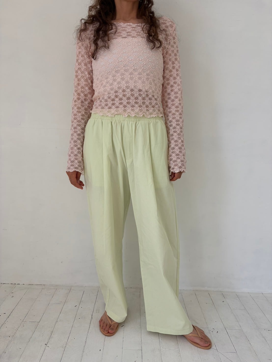 ayakawasakiさんのtuck pants メロン tuck pants | ayakawasaki