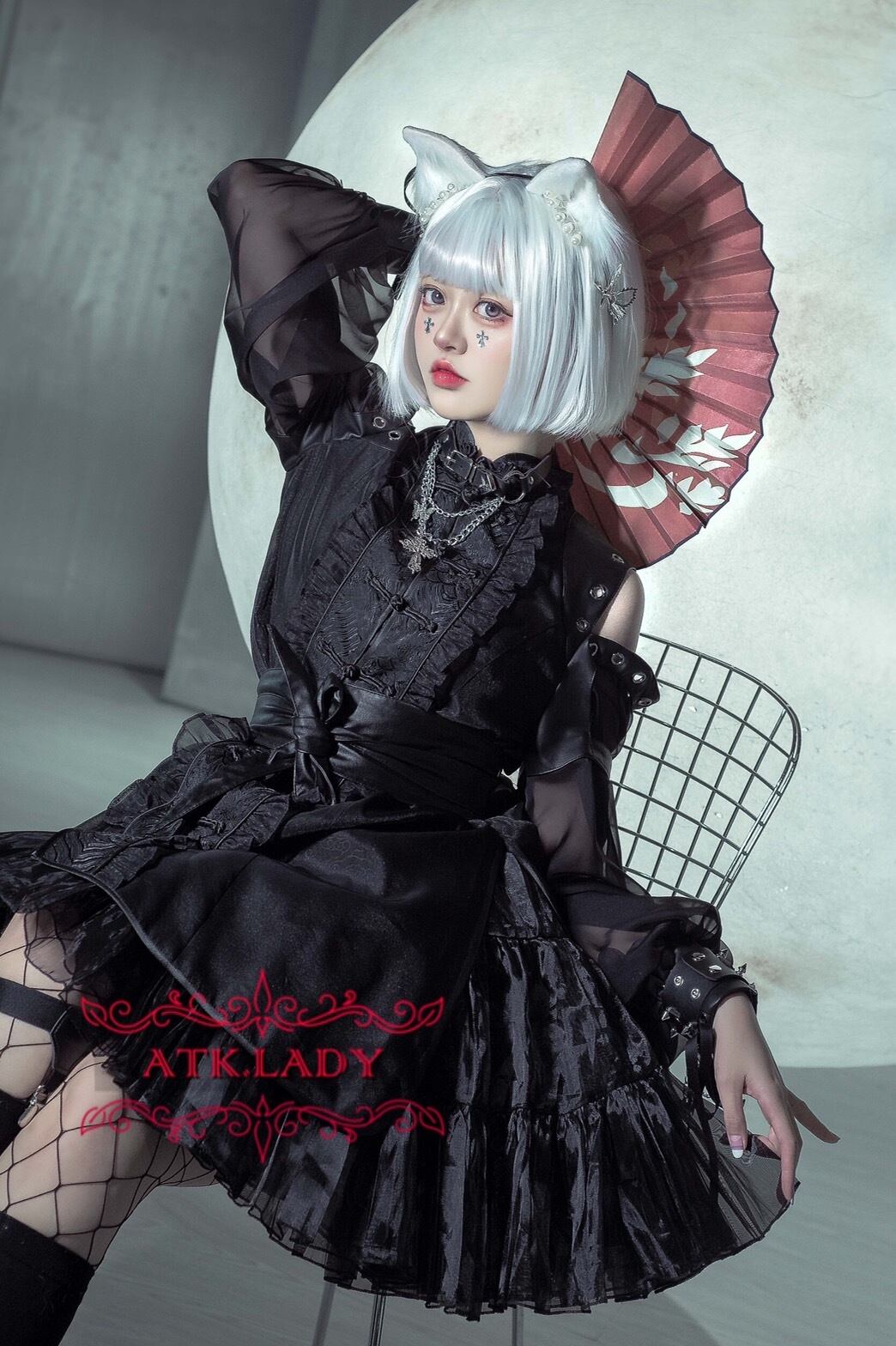 美品◆演奏会パーティ舞台撮影カラー◆黒＋花コサ/刺繍◆オーガンジー/ベアロング ロングドレス 演奏会 Aライン パーティ― 発表会 ステージ