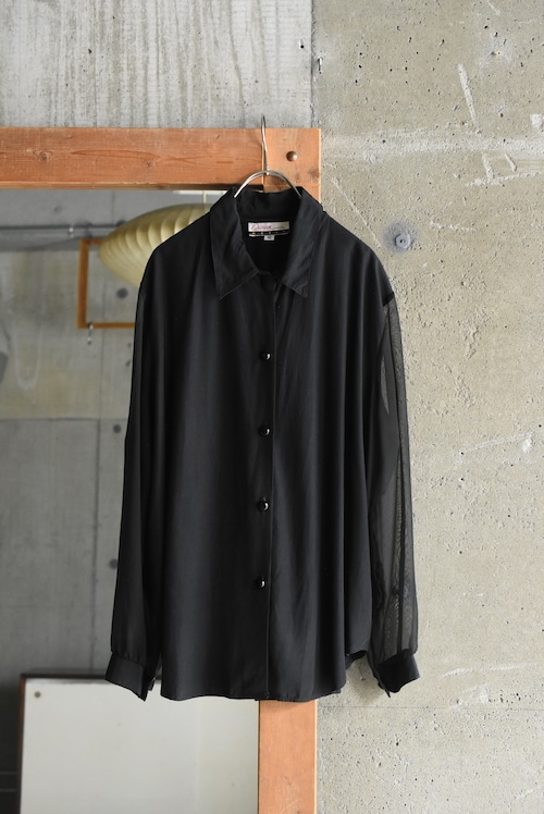 OK／80's Design sheer sleeve blouse.