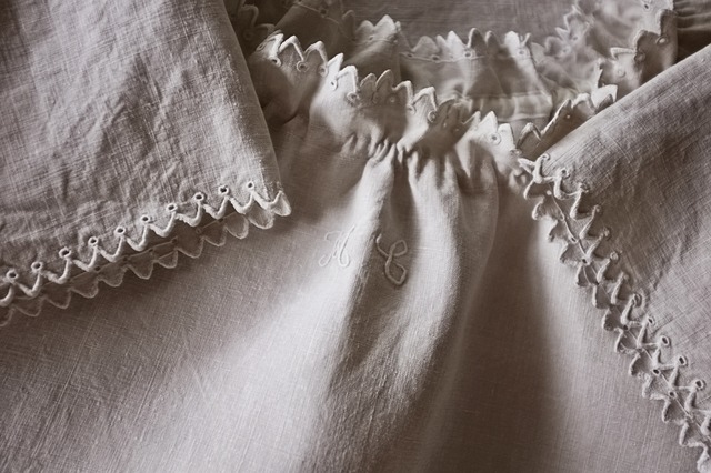 フランス 1900s リネン 灰色サーカスとピエロギャザーワンピースb アンティーク