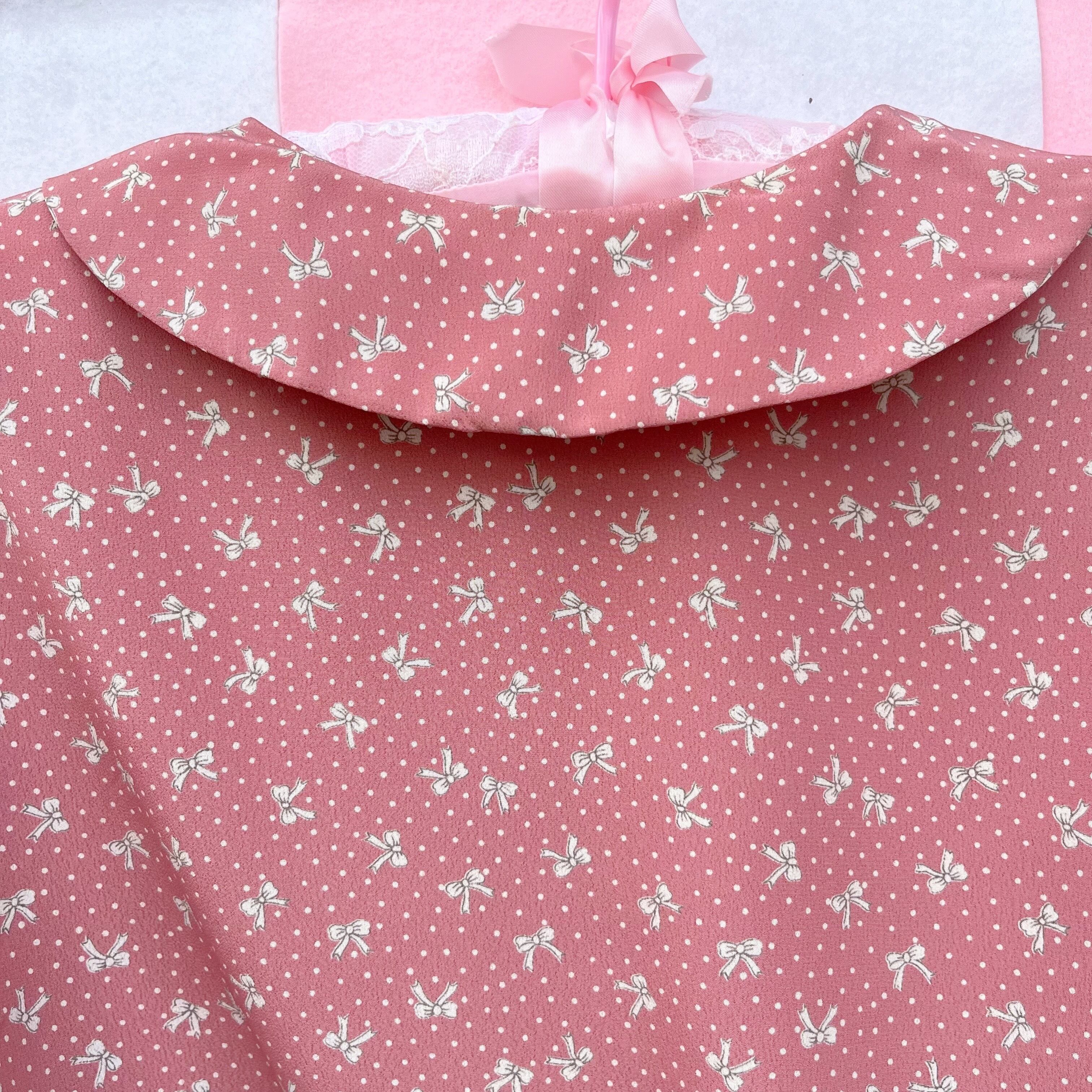 mini ribbon dot pink blouse