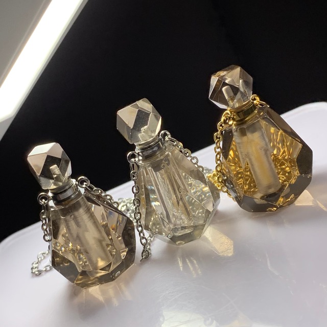 スモーキークォーツ・ミニ香水瓶