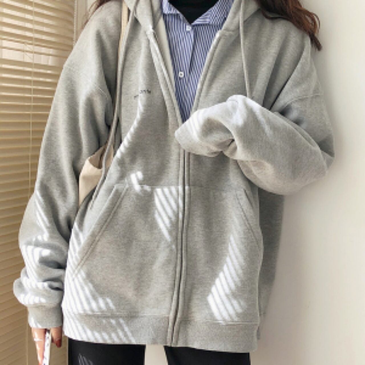 美品 ○ ASPESI アスペジ ○M ブルガリ製ベージュ ステンカラーコート