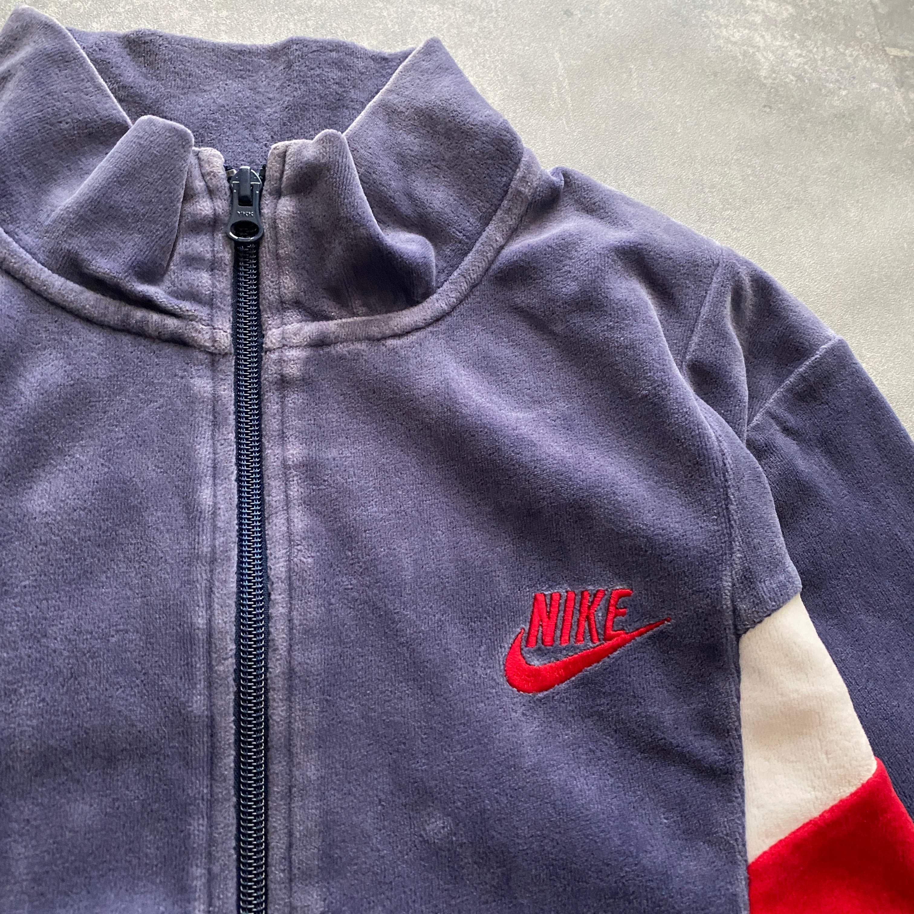 XL！ NIKE スウォッシュロゴ 刺繍 ベロア トラックジャケット ジャージ