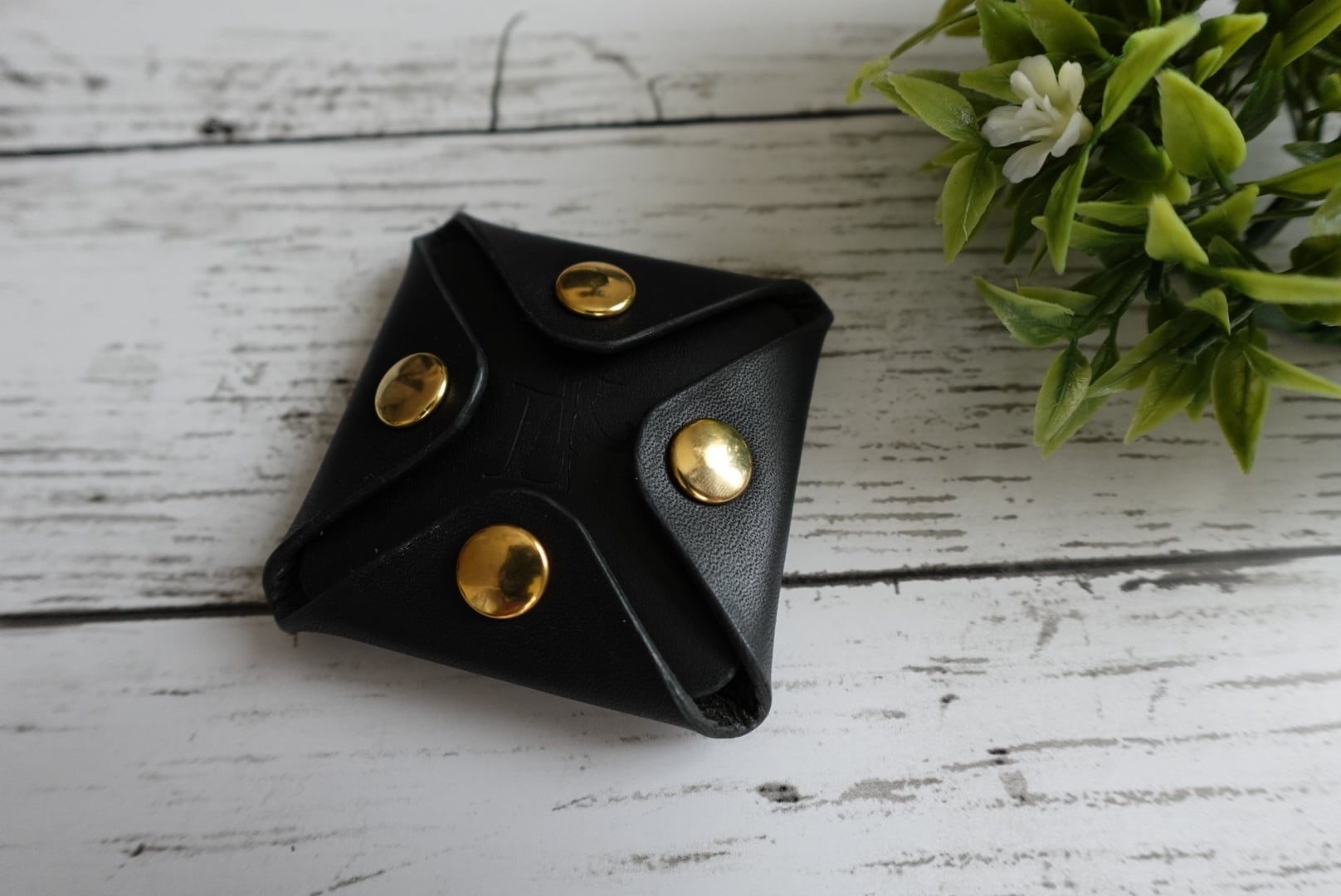 四方バネホック式シンプルコインケース ブラック | こういっつぁん