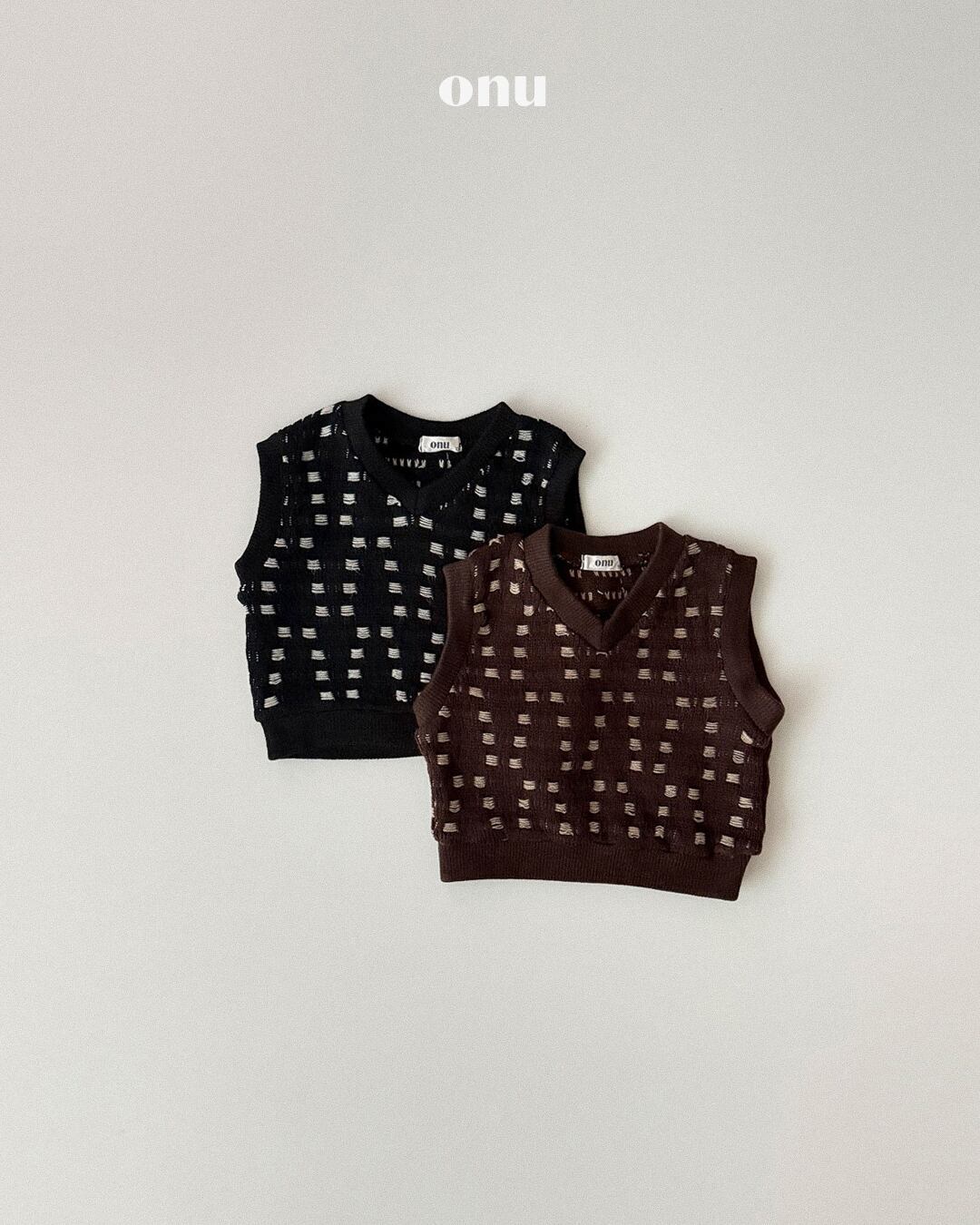 予約⌇onu/ Warm knit vest