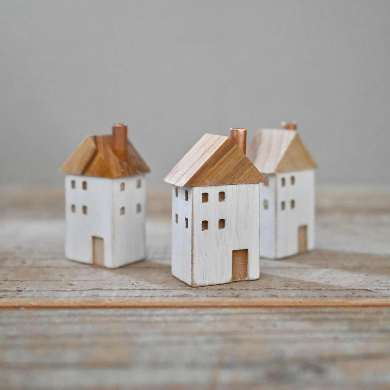 【 再入荷 】ちいさな家のオブジェ Flower house with chimney C|木製 インテリア 雑貨