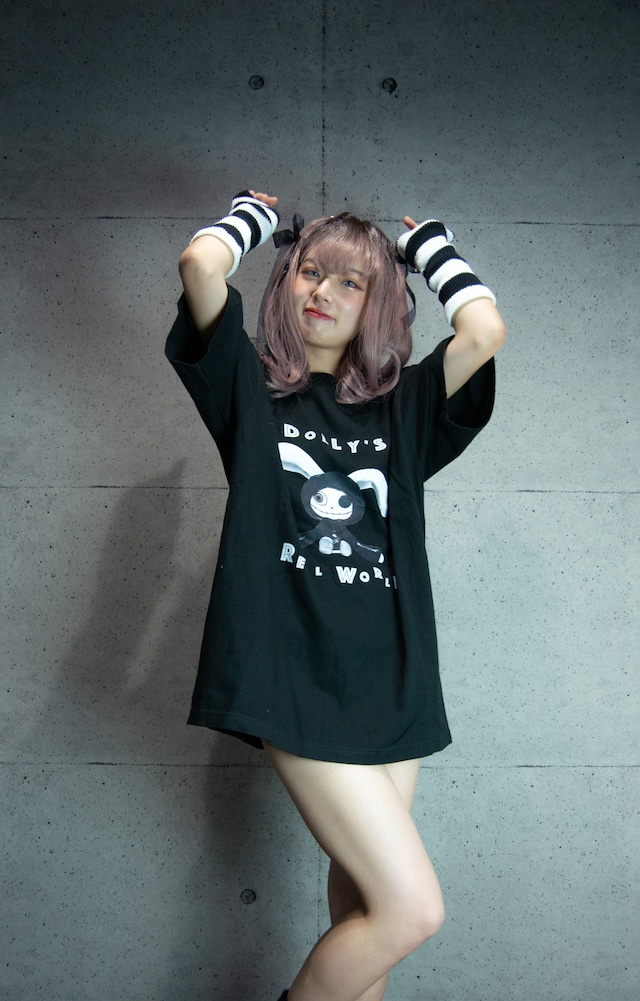 Dolly's Real World T-Shirt - [Tシャツ]