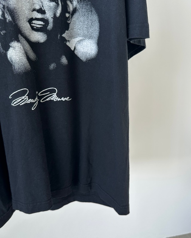 -Marilyn Monroe- Vintage 90s L Print T-shirt made in USA