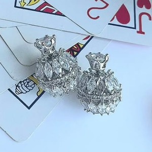 プチボールピアス