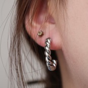 Spiral twist pierce