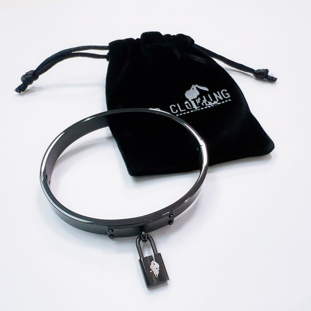 PADLOCK STAINLESS BLACK BANGLE【ジュエリーポーチ付き】