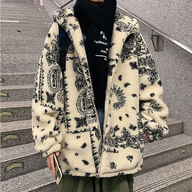 【予約販売】ボアブルゾン メンズ ペイズリー柄 モノトーン ショート丈 ビッグシルエット オーバーサイズ ブラック ベージュ コート ジャケット 防寒 お洒落 こなれ感 ベーシック 秋冬 大きいサイズ M/L/XL