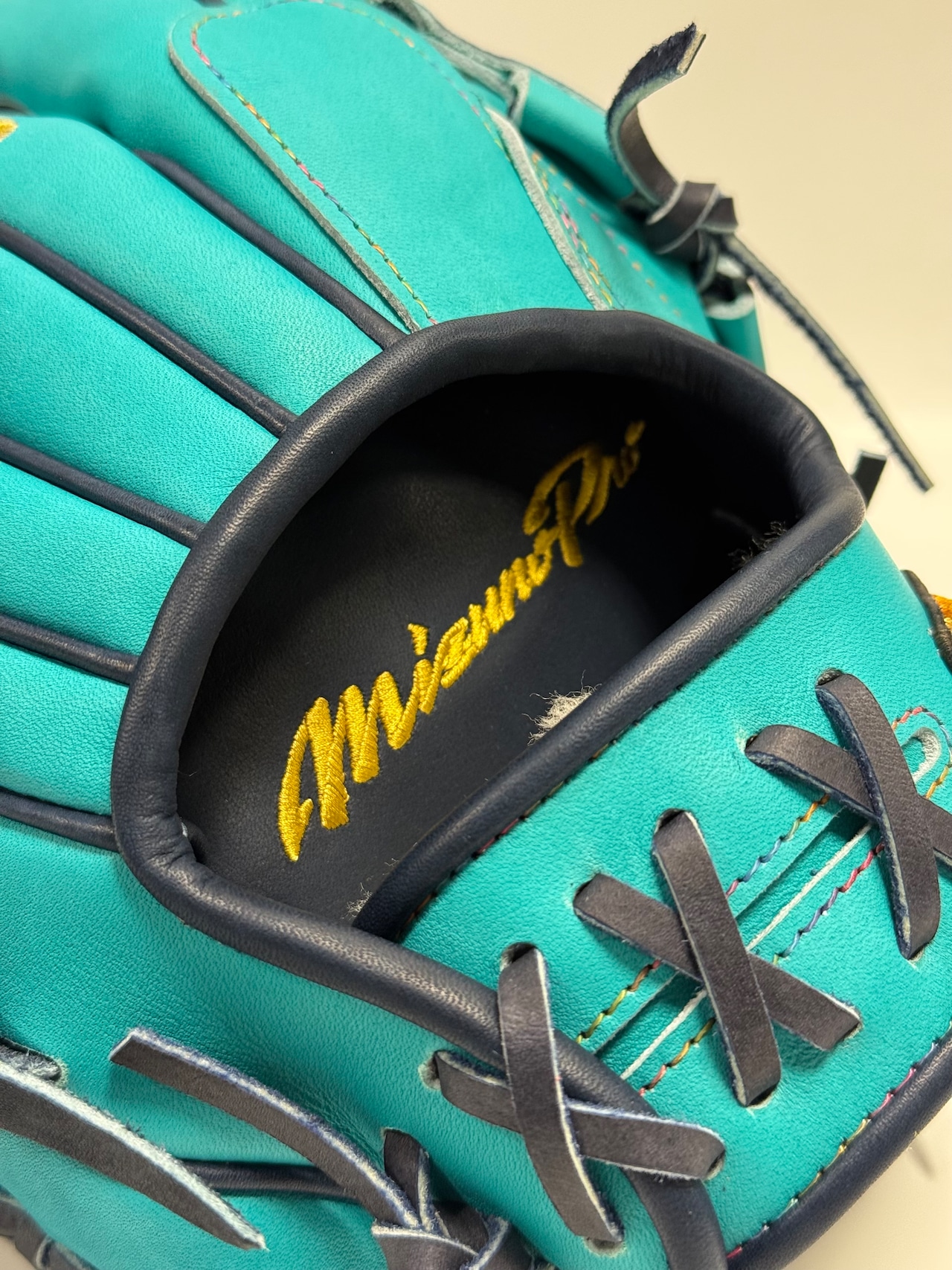 MIZUNO PROーミズノプロ 軟式グローブ ミチイ店舗別注オリジナルグラブ 右投げ用 内野手AXIモデル 5mm大 ヒスイ/Dブルー×Dブルー タータン1ウェブ・画像8