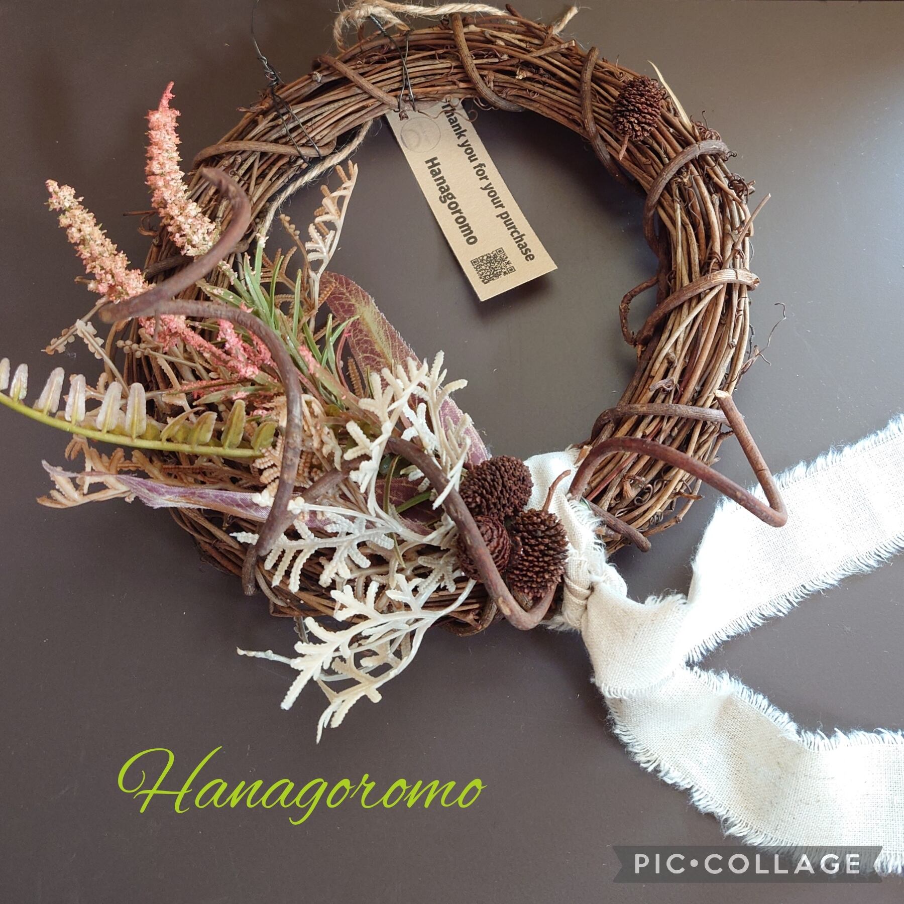 ヒカゲノカズラと木の実のほっこりリース ヒカゲノカズラのクリスマスリース | Hanagoromo