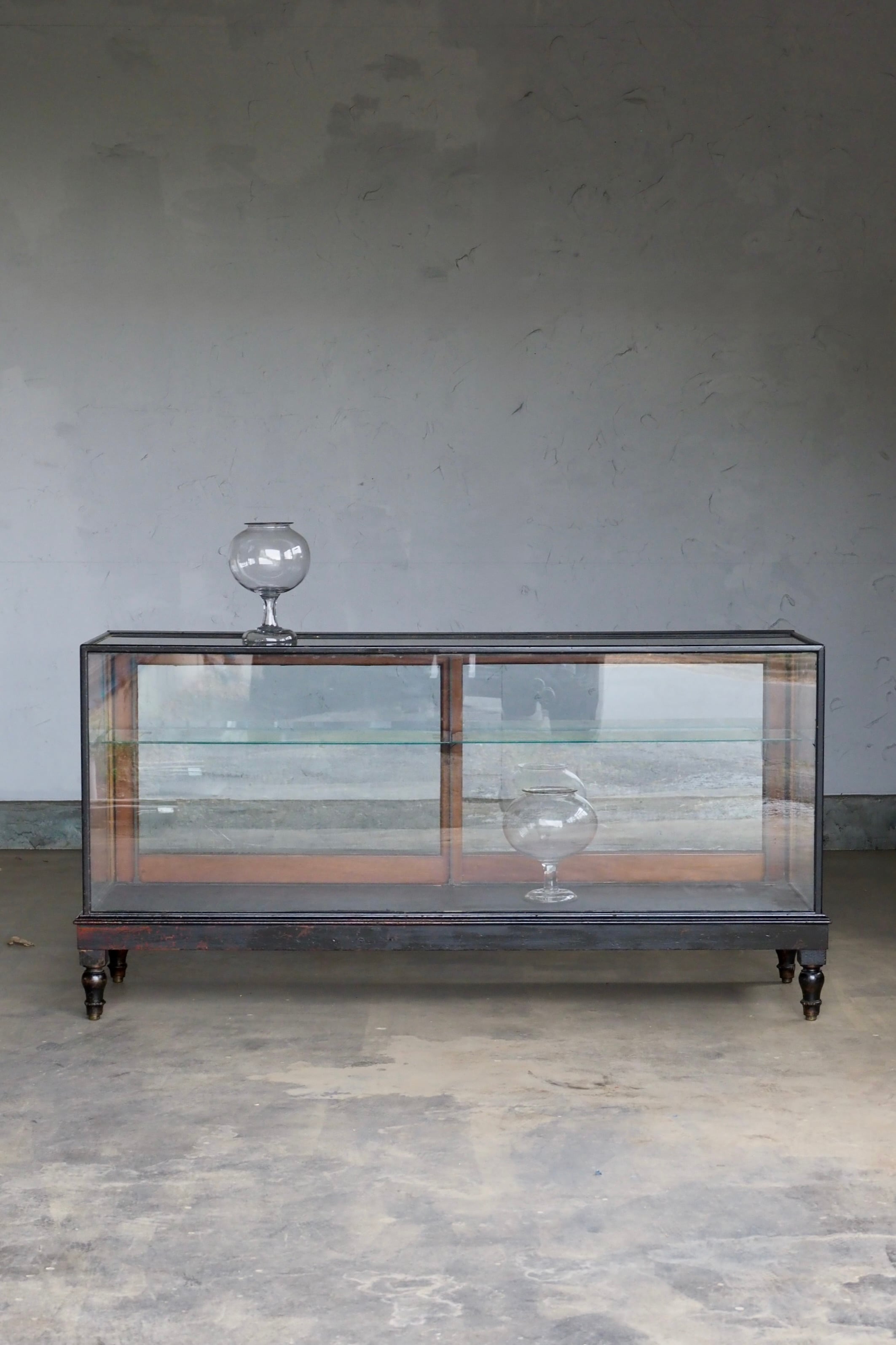 最終値下げ　vintage ディスプレイショーケース　アンティーク　ガラスケース ガラストップ カウンターショーケース-antique glass show case