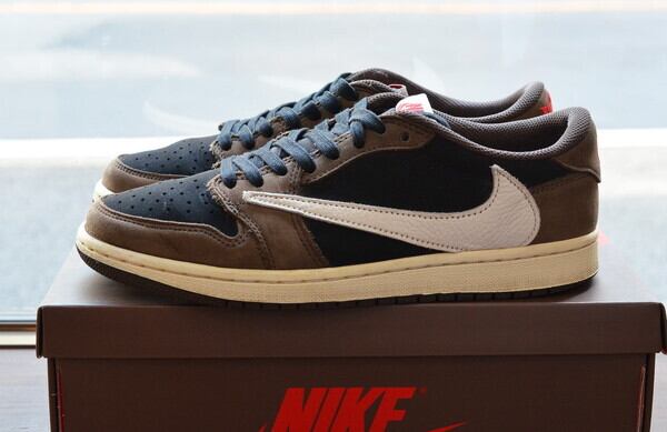 Travis Scott × Nike Air Jordan 1 Low OG SP-T | goodbadstore Travis Scott × Nike Air Jordan 1 Low OG SP-T | goodbadstore