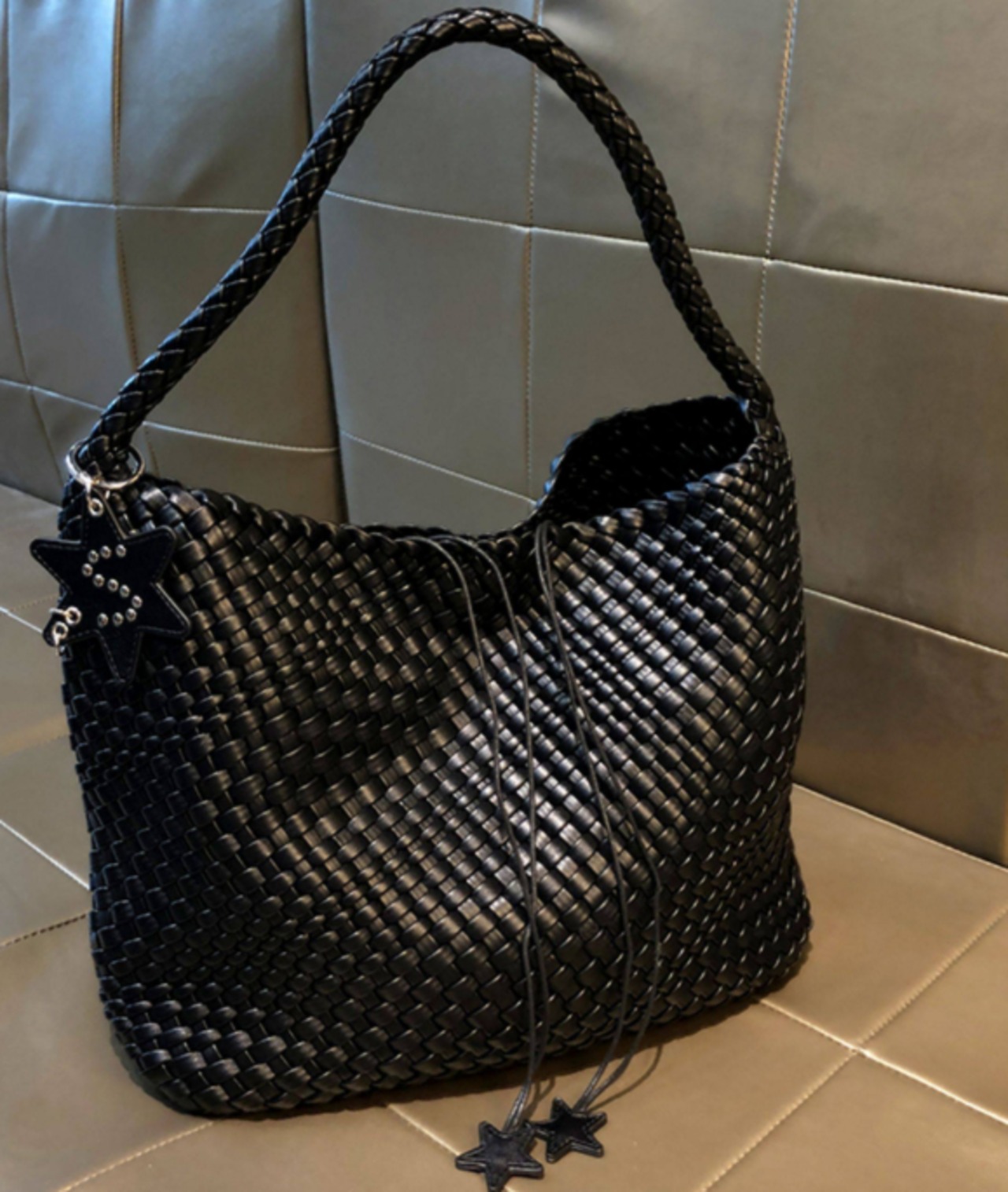 牛革大容量トートバッグ