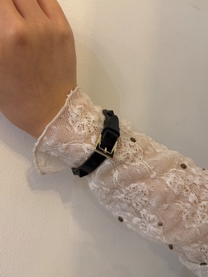 VALENTINO / vintage leather bracelet.(o)