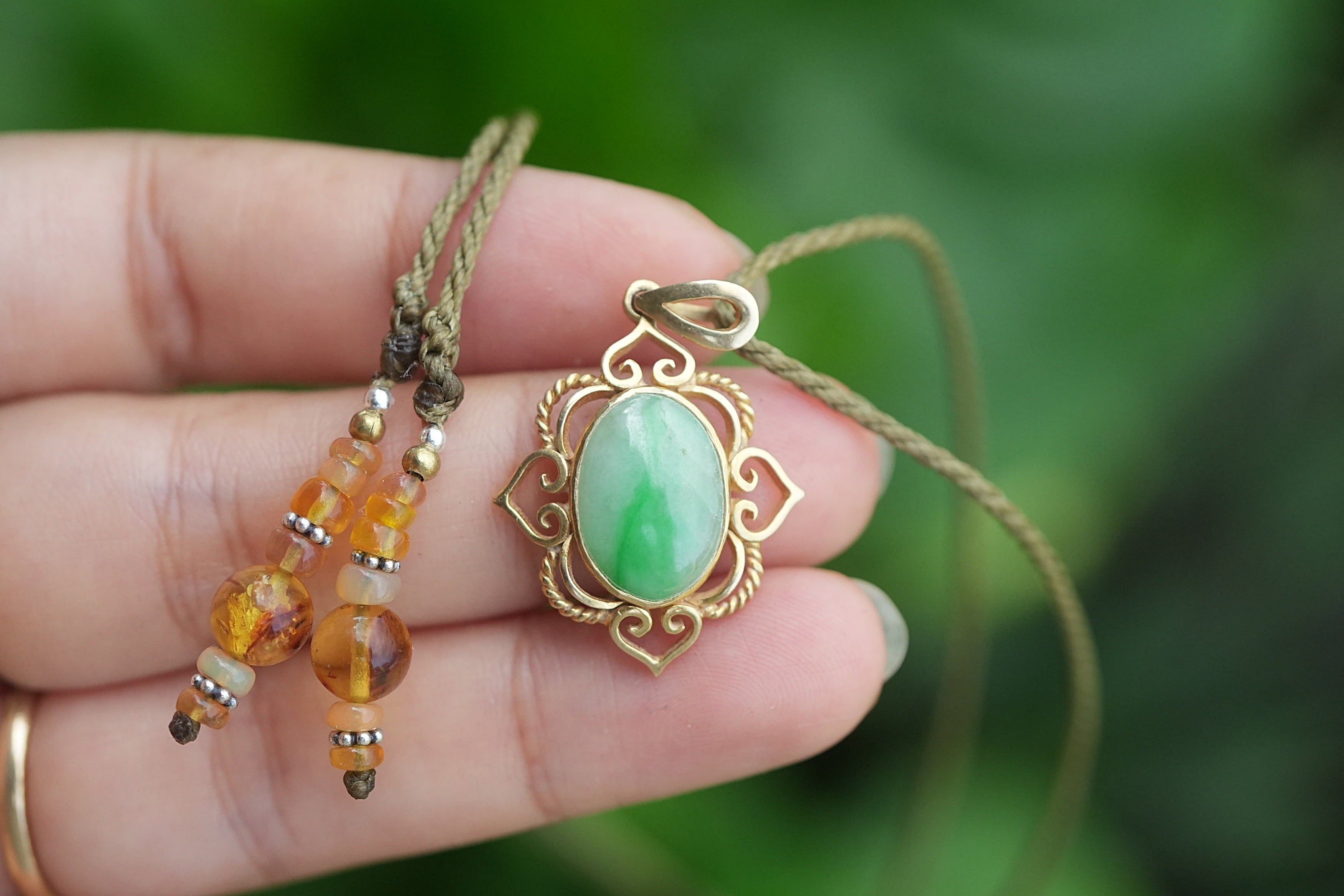 古翡翠 赤玉 彫刻 手彫り ネフライト 軟玉 王朝 アンティーク 風水 希少 古翡翠 赤玉 彫刻 手彫り ネフライト 軟玉 王朝 アンティーク