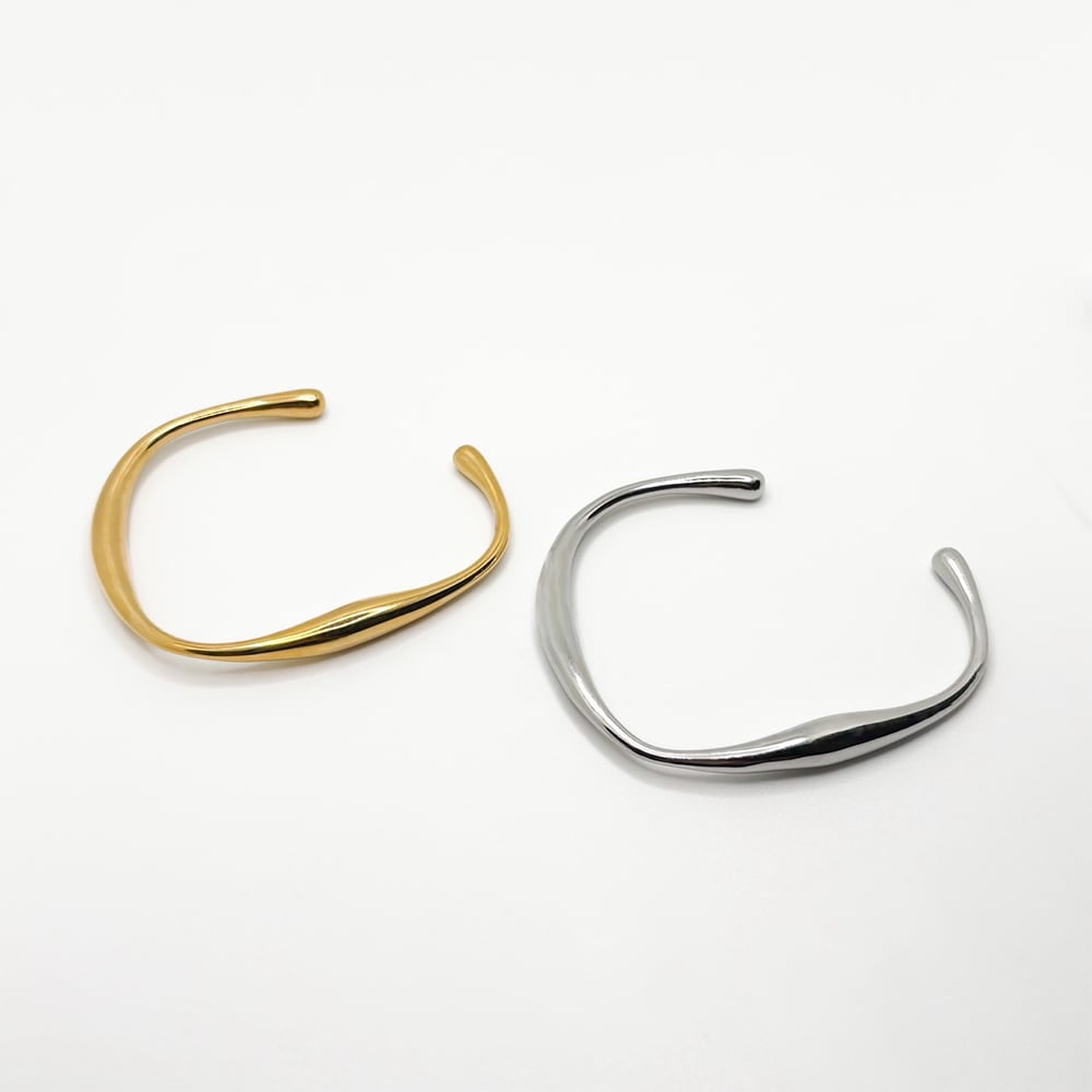 ステンレスアシンメトリーバングル