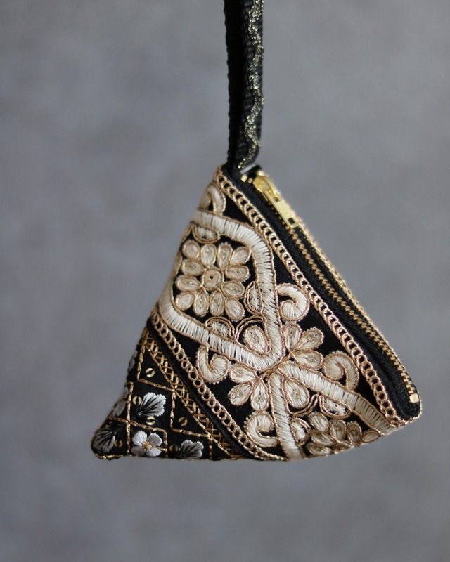 TETORA ポーチ　アルミ缶プレゼント（BLACK）