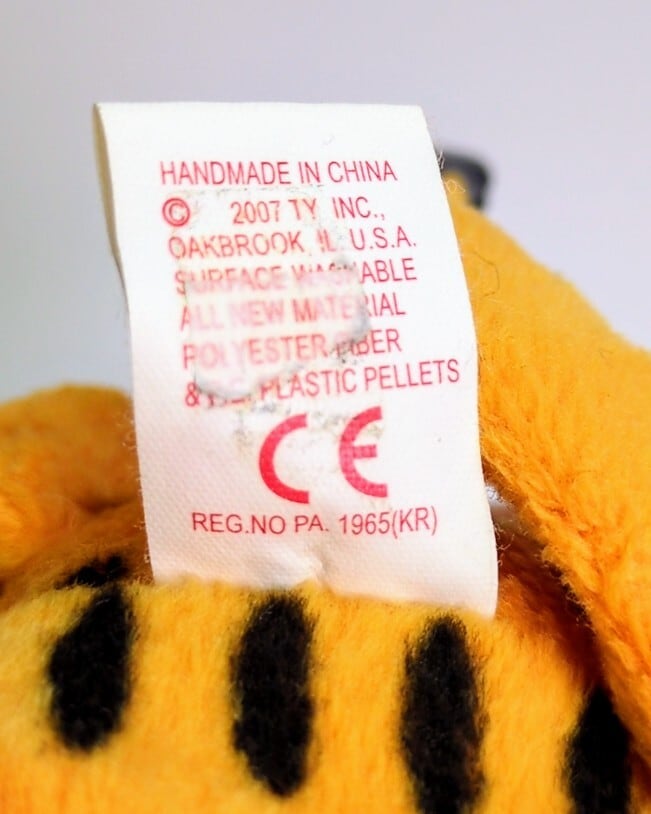 ☆ VINTAGE ☆【 Garfield ( ガーフィールド ) 】 ぬいぐるみ プラッシュ plush 2007年製 “ PERFECTION IS HARD TO IMPROVE ” ビンテージ 〚アメリカン雑貨 アメトイ〛