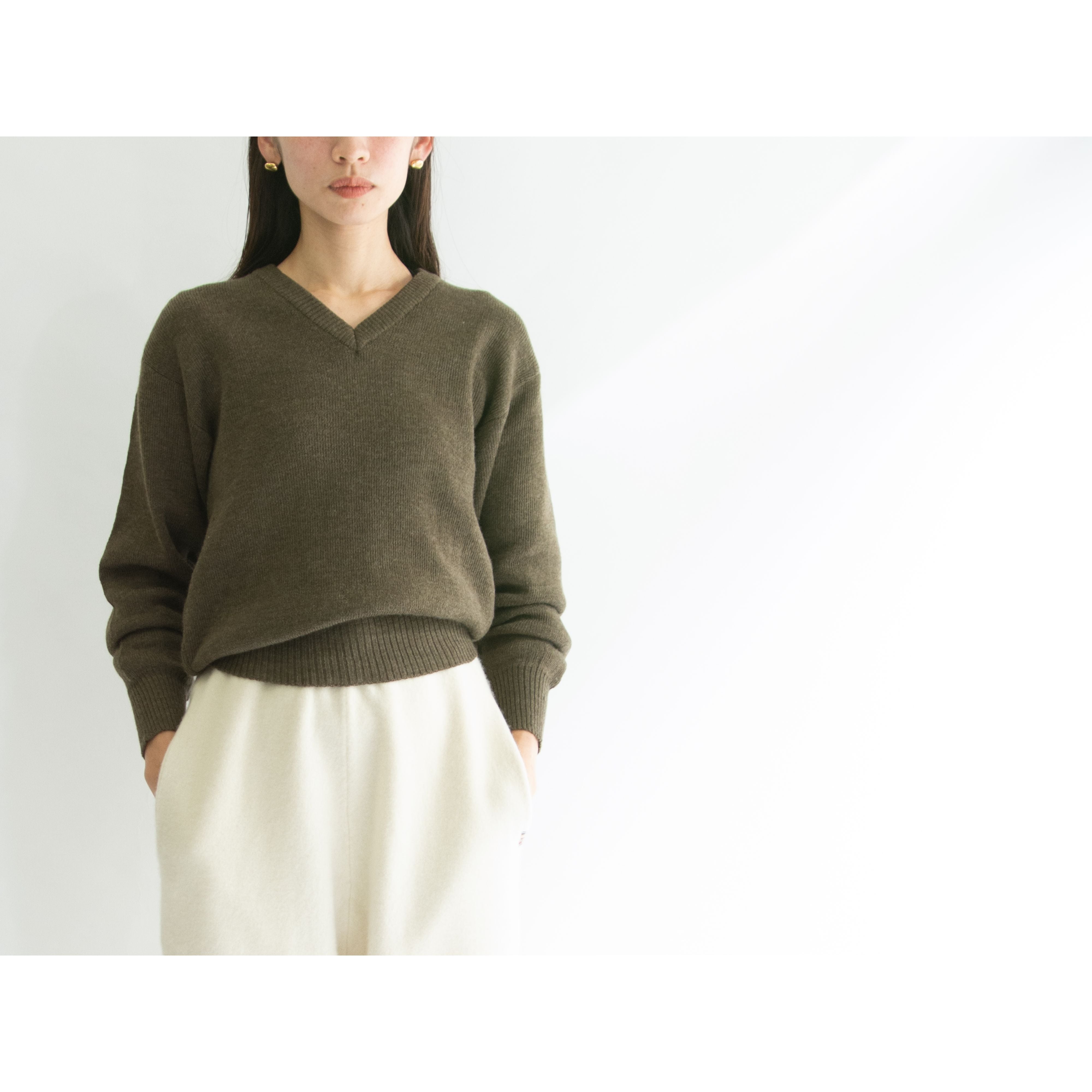 【Dead stock】70's Italian army 100%wool v-neck sweater（デッドストック イタリア軍 Vネックウールニットプルオーバー セーター）11c