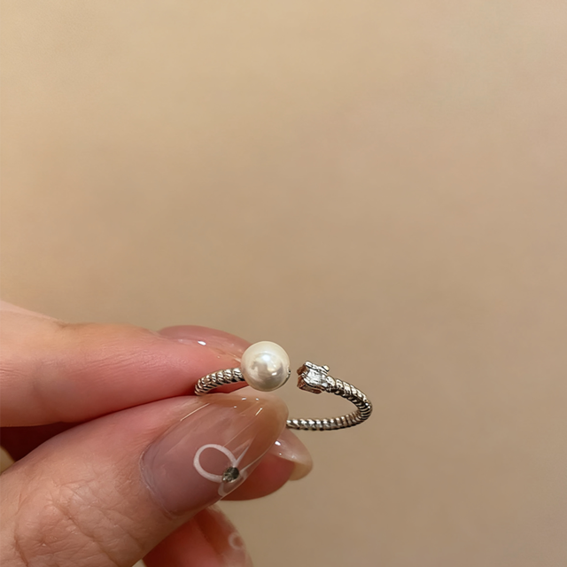 ZJ胡蝶の珠絡みリング 2点セット