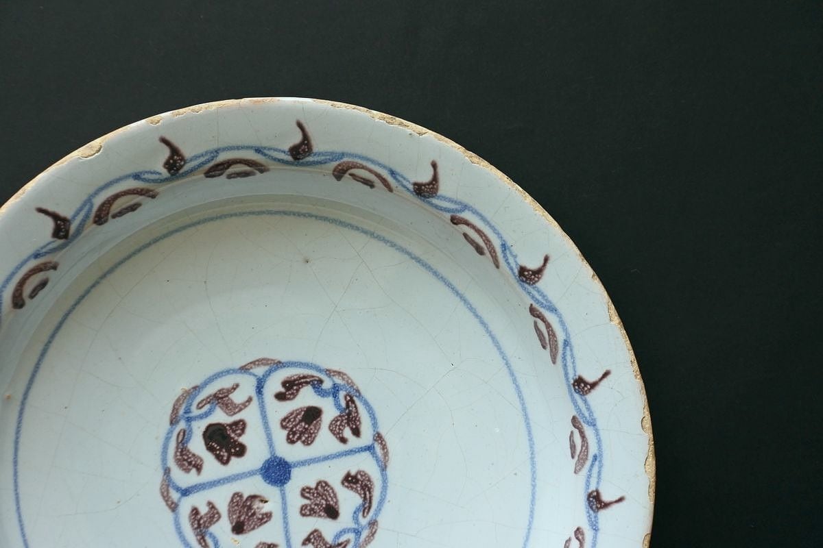 18th C. English Delft Pancake Plate A | antiquesoval
