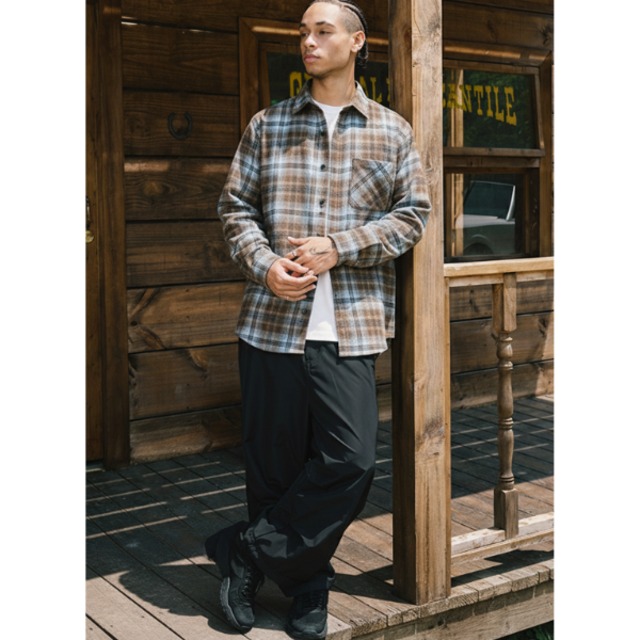 Front pocket design shirt P246