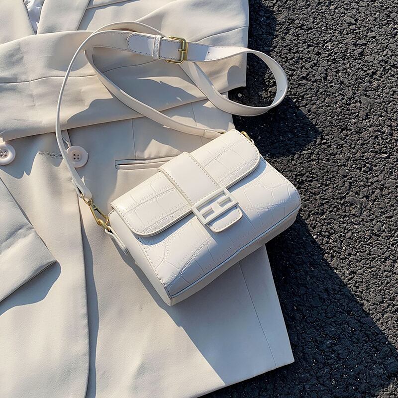 品質のレディースバッグ2020新しいタイドネットレッドワイルドショルダーメッセンジャーバッグ夏のファッションテクスチャ小さなスクエアバッグ Tiancai_Wing_Bag6983440