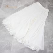 社交ダンス 衣装 スタンダード スカート レッスンウェア オールシーズン 白 ホワイト系 ラインストーン 練習着 シンプル フォーマル 清楚 流れる スカート ふわり 二重スカート 薄手 軽量 可愛い 美しい 上品 練習用 コスチューム エレガント ダンスウェア 目を引く おしゃれ お洒落 ラグジュアリー レディース 取り入れる