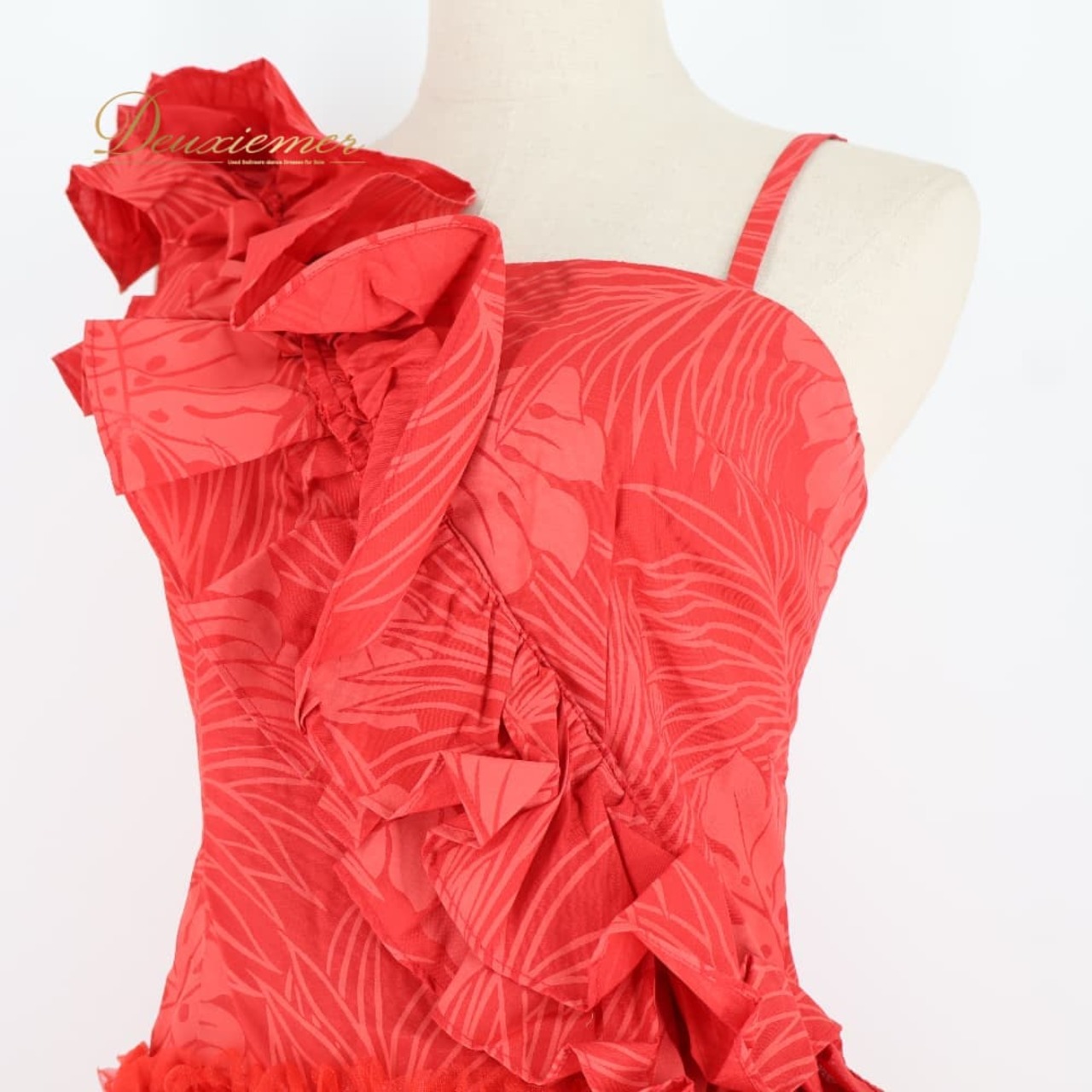 フラダンス 衣装 CC Fashions CCファッション ワンピース ドレス レッド系 ハワイ製 モンステラ柄 ハワイアンプリント アロハ フラ ダンス レッスン 練習 キャミソールドレス 華やか 鮮やか かわいい おしゃれ フリル チュール ふんわり 透け感 真っ赤 ラメ