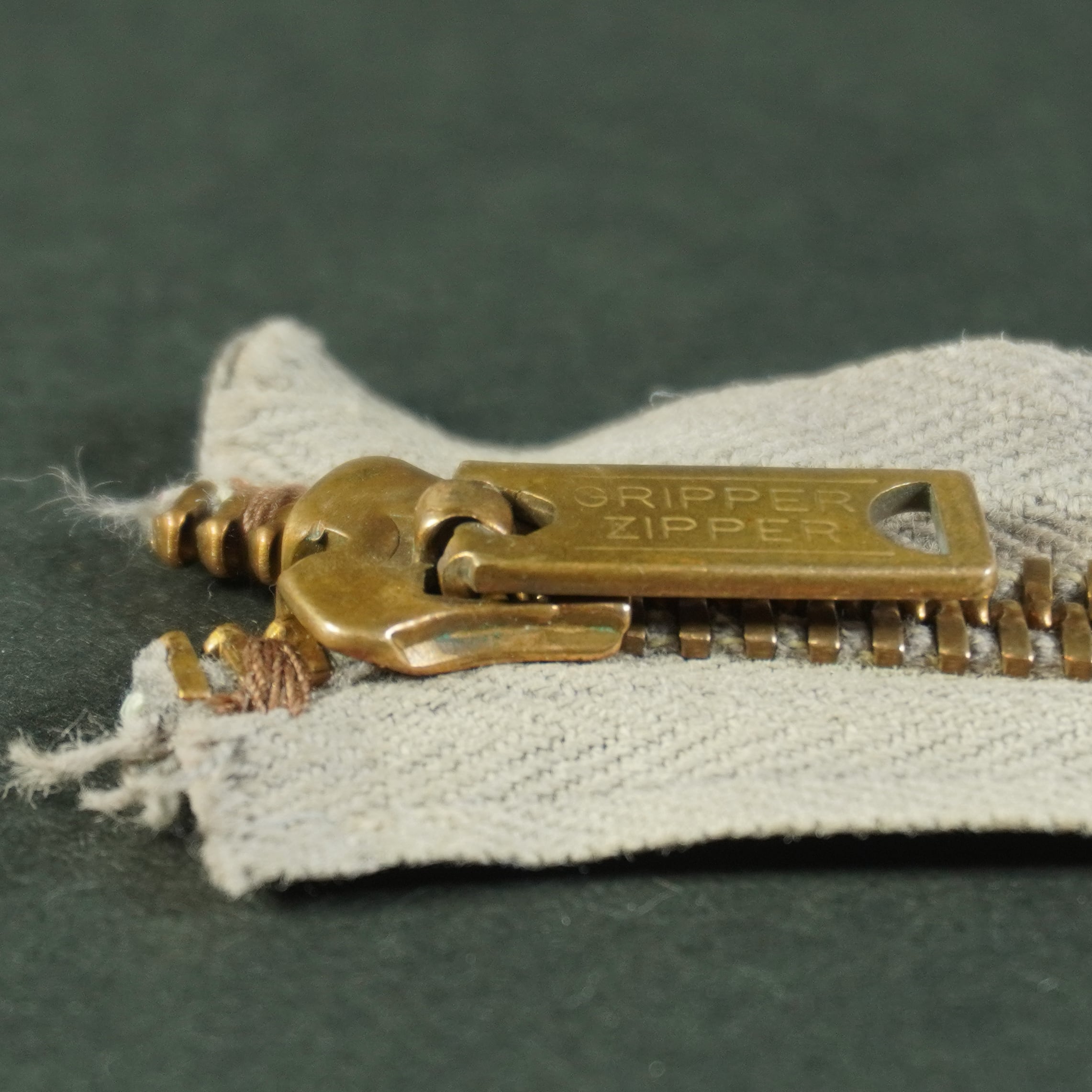 GRIPPER ZIPPER 1950s | Loki Vintage&Used