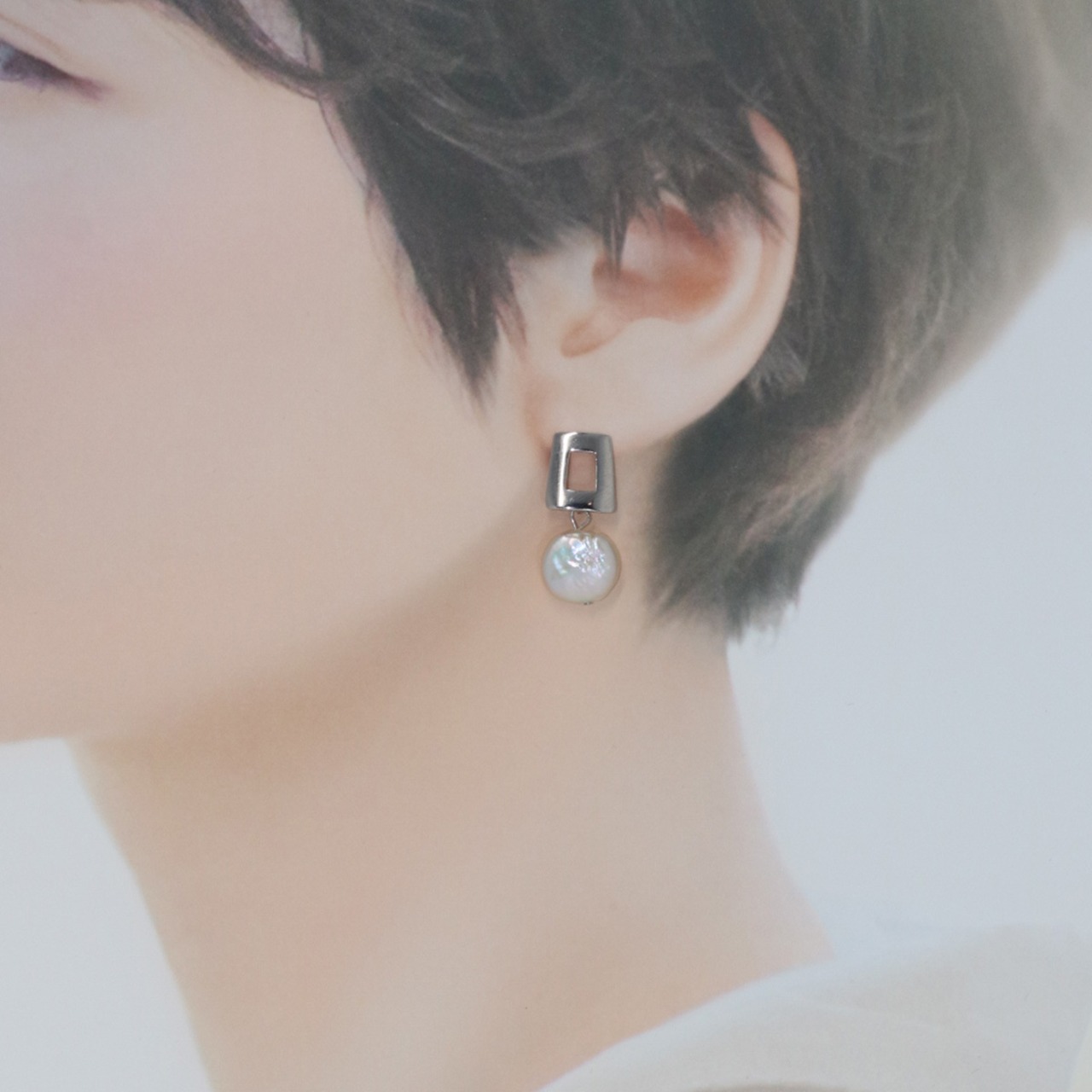 パール×シルバー　日頃使い可能！ シルバー パール クール ピアス simple silver series mm1053