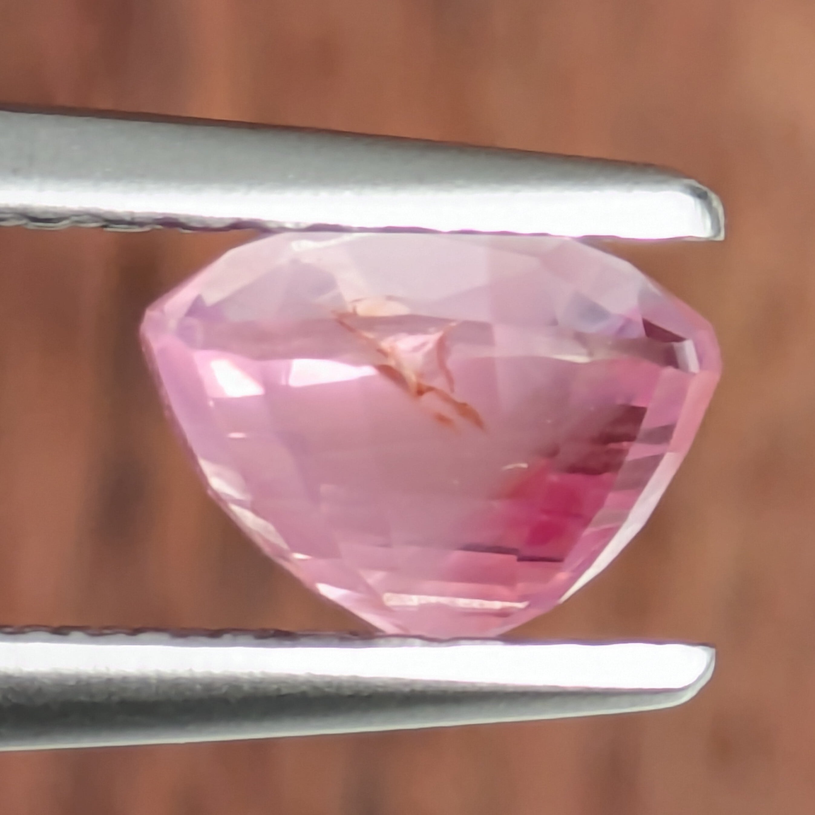 非加熱ピンクサファイア ルース ミャンマー・モゴック産【1.488ct