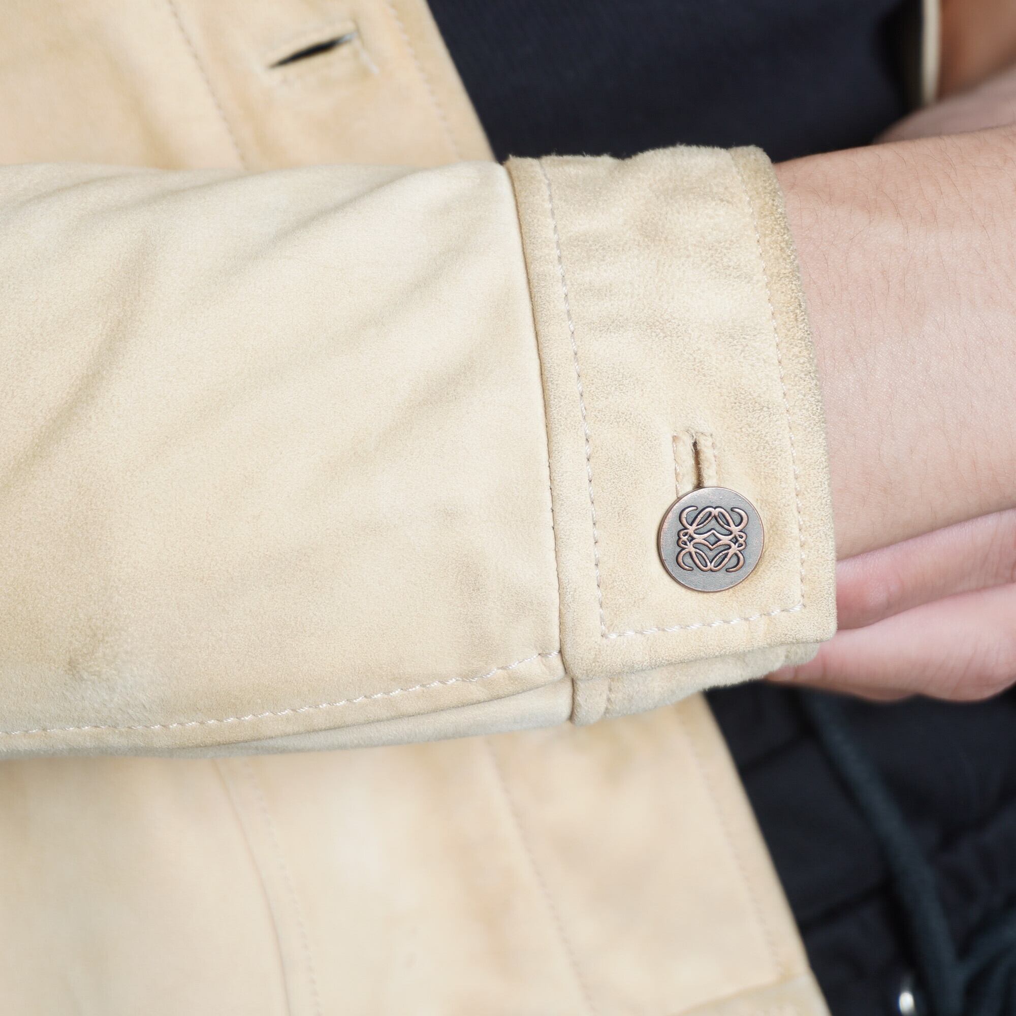 LOEWE】ロエベ 00s vintage アナグラム刻印メタルボタン GOAT LEATHER