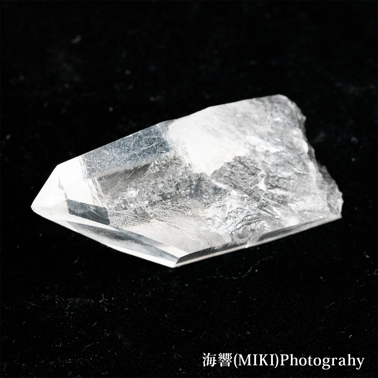 【海響(MIKI)セレクト ブラジル トマスゴンサガ産クォーツ(水晶) ポイント #C】クリスタルエネルギークリアリング&チャージ付き 浄化、保護、ヒーリング、瞑想に! 送料無料・画像2