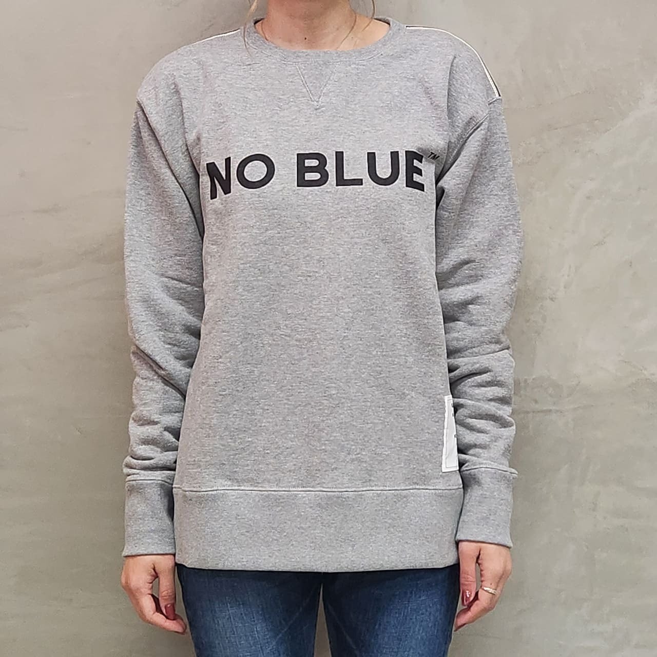 CLASSIC VINTAGE CREW NECK［NO BLUE］ / GRAY | BLUE SAKURA JEANS