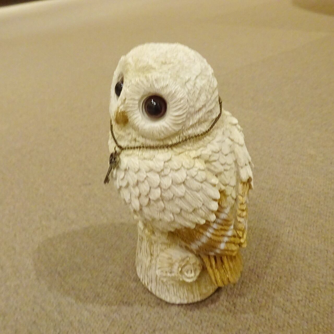 27.フクロウ貯金箱 | 伊豆高原アンティークジュエリーミュージアム