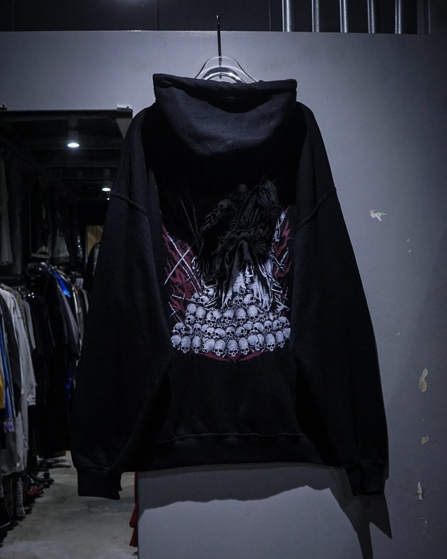 【add (C) vintage】“BERSERK” “髑髏の騎士” Graphic Loose Pullover Hoodie
