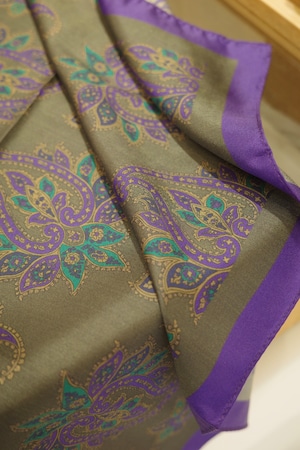 Select Scarf (スクエア スカーフ) ／ Purple Gray Paisley