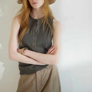 Button Front Sleeveless  Cut and Sew  T4430