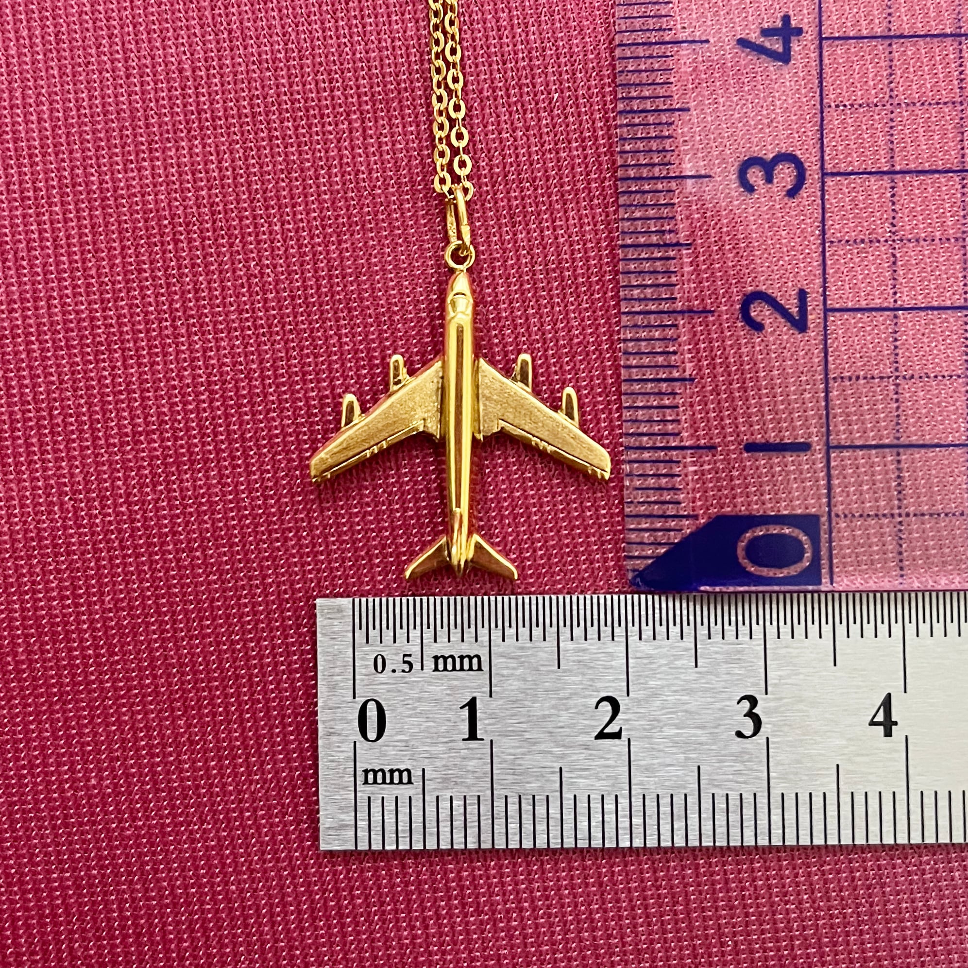 K18 (750) 外国製 黄金の飛行機ネックレス ~遥か海の彼方に想いを馳せ