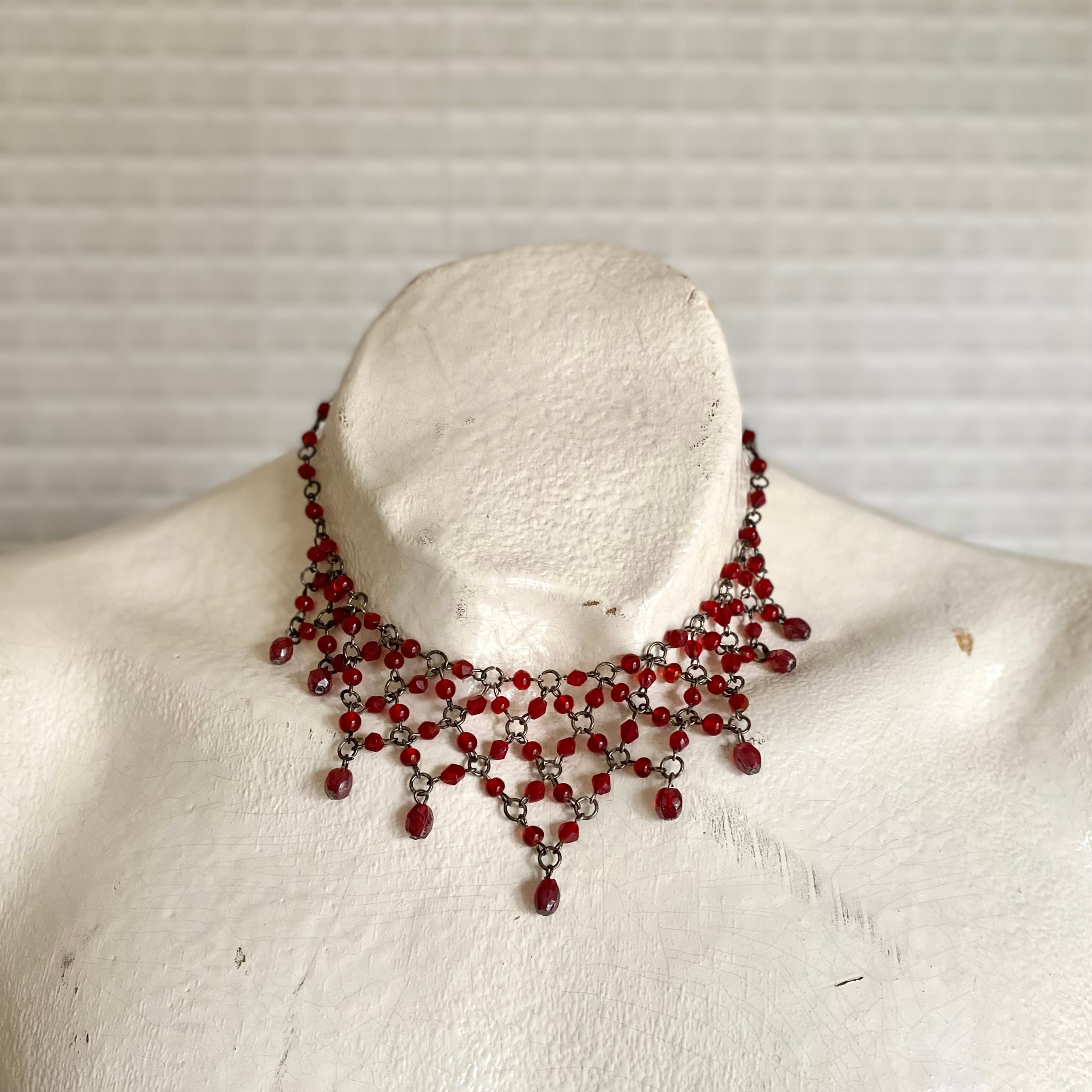 Vintage 60s Euro retro red berry glass classical necklace ユーロ ヴィンテージ アクセサリー  レトロ レッド ベリー ガラス クラシカル ネックレス